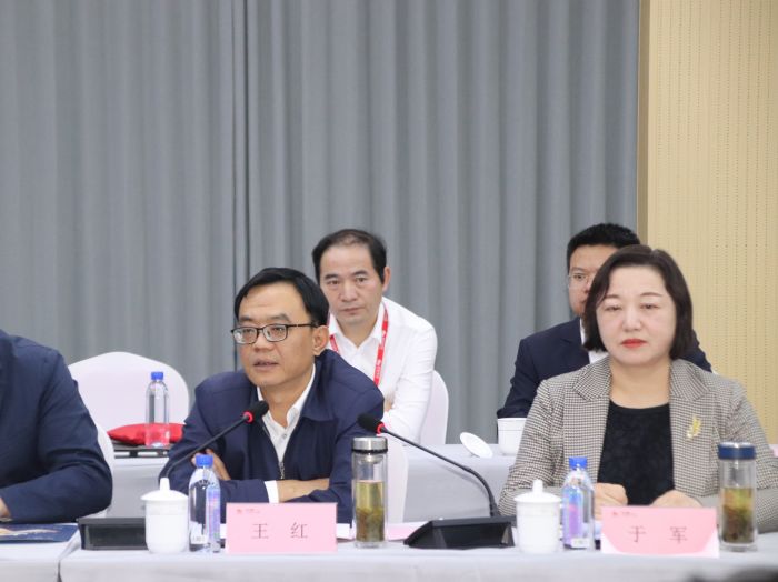 4cceb13dfaf2c8b62d75ee55c1a17a16.jpg 395856065.jpg