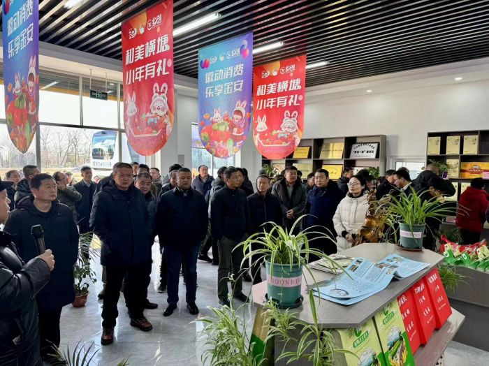 e0da4fd325573d72298f030cfa97940a.jpg 82174446.jpg